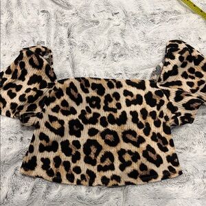 H&M Leopard Print Crop Top ( box Z)